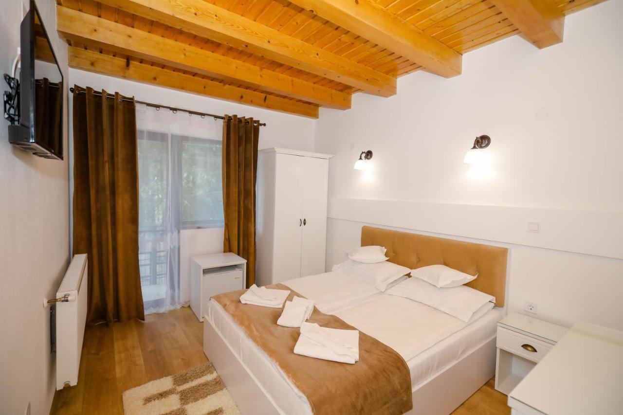 Casa Marica Hotell Băile Herculane Exteriör bild