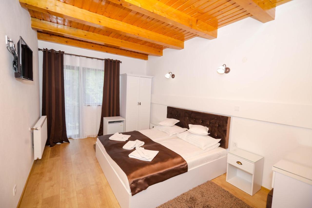 Casa Marica Hotell Băile Herculane Exteriör bild